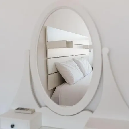 Comfortable Private Garden Villa